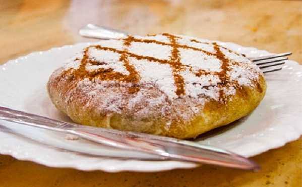 Pastilla aux Amandes